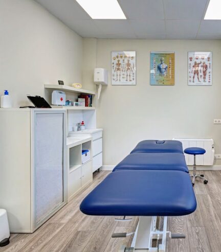 Centro de Quiromasaje y Osteopatía, Profesional Parasanitario.