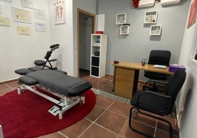 QUIROMA Centro de QuiroMasaje / Masajes y Terapias Manuales