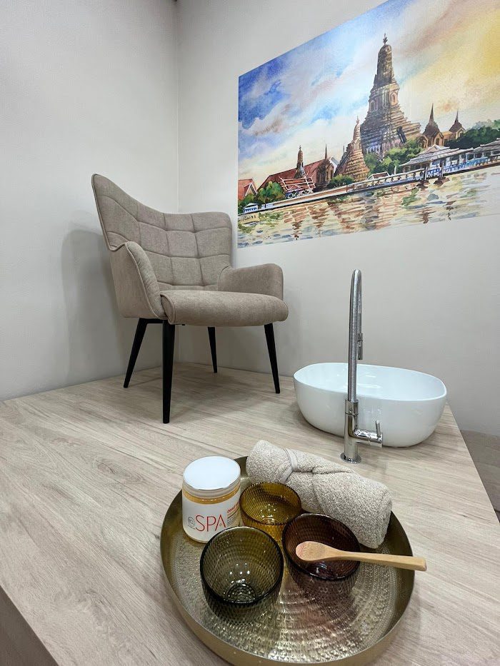 Kanyi Nails (uñas Manicura Pedicura SPA Cejas Pestañas)