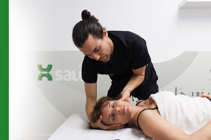 Clínica Salux. Fisioterapia, Osteopatía, Studio de Yoga y Pilates… en Huelva.