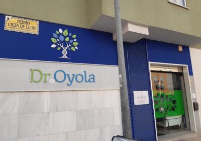 Clínicas Revitae del Dr. Oyola Badajoz