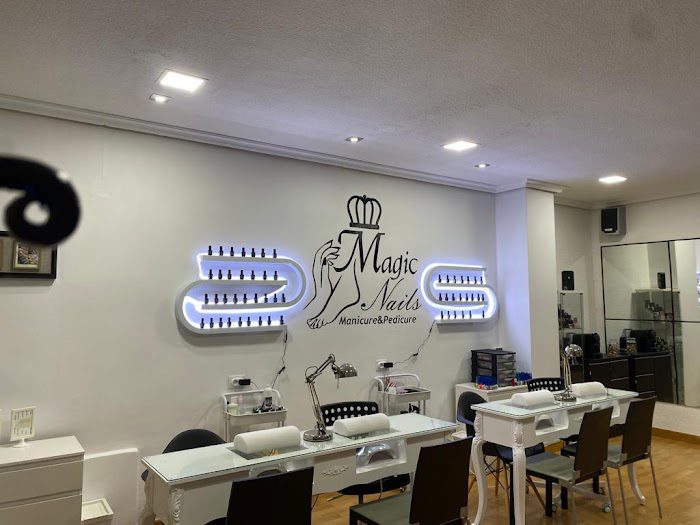 Magic Nails