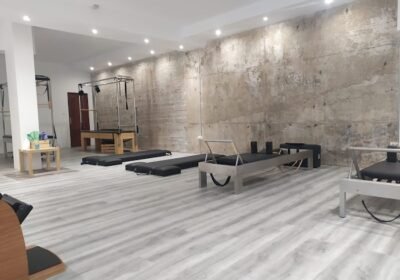 FISIOPLUS Centro de Fisioterapia, Rehabilitación y Estudio Pilates