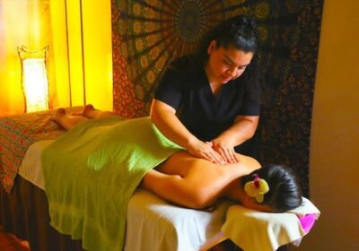 Masajes Renueva Salud ( massage therapists in San José)