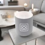 🕯️ Vela Aromática Cerámica Gris Panot Barcelona 8 cm - Imagen 3