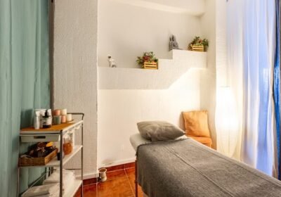 Olinao Masajes Therapeutic En Chamberi