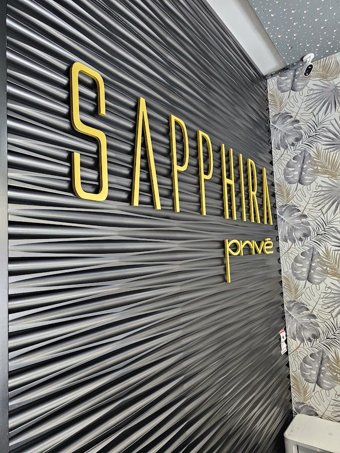 Sapphira Privé León