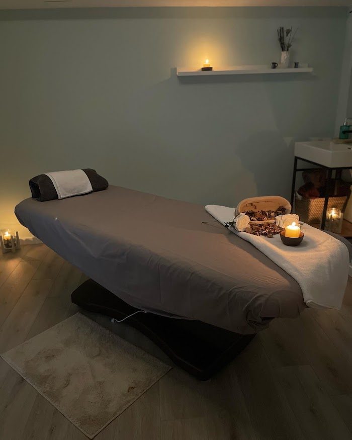 MASSATGES i RITUALS RELAJANTS ESPECIALS