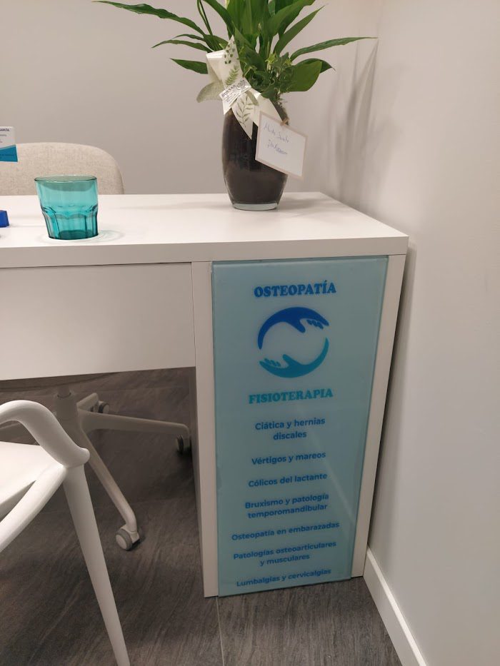 FISIOTERAPIA Y OSTEOPATÍA. Manuel Peralta García