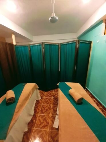 Aqua spa massage