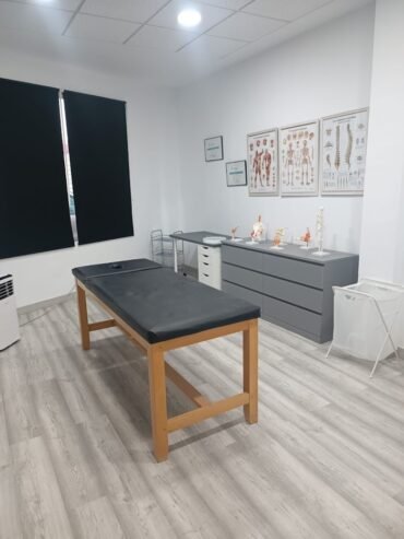 Classic Barber Studio & Centro de Masajes Loeches