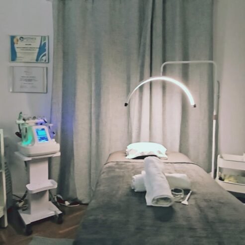 Estética: Masajes, Tratamientos Faciales y corporales, Maderoterapia, Maquillaje novias. Beauty Studio Ernesto C.