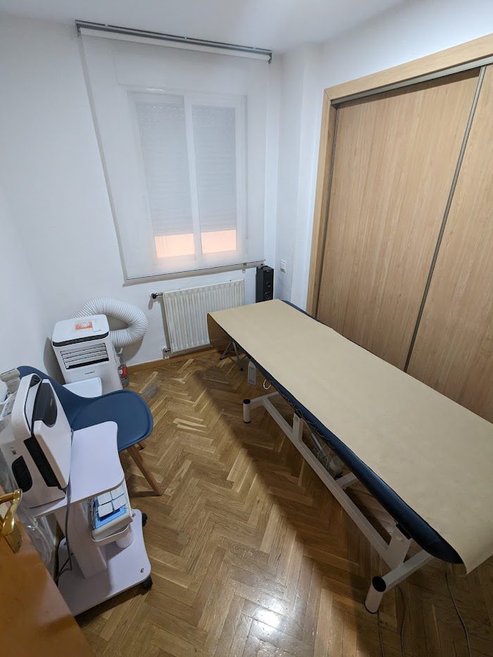 FISIO TIRSO MADRID. Centro de Fisioterapia, Ecografía, Osteopatía, Punción seca y Relajantes especiales.