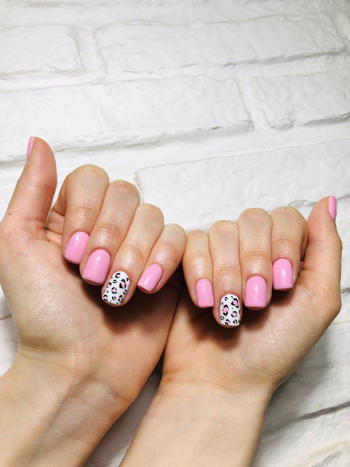 Nails & Co. Dinosauri Mall Ruta 20