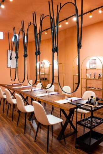 Ayovi Beauty Center – Centro de Belleza y Formación