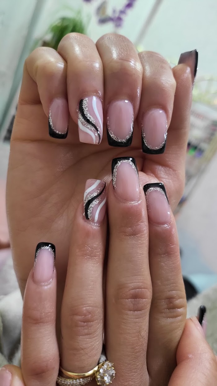 Nails Esthetic Rousse 9 Imagen del Slider