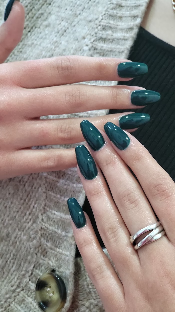 Nails Esthetic Rousse 10 Imagen del Slider