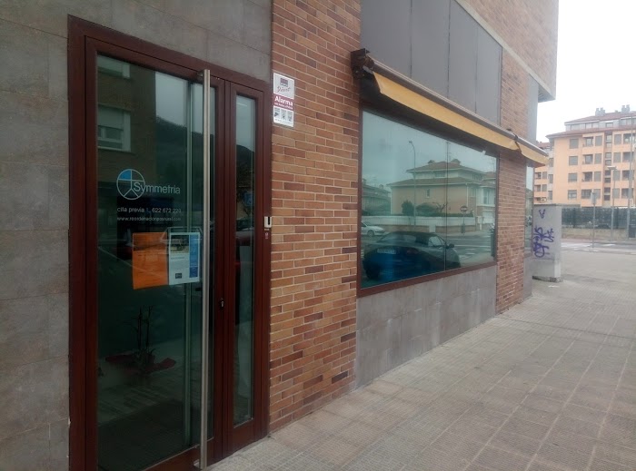 1740476845 45 photo Centro Symmetria