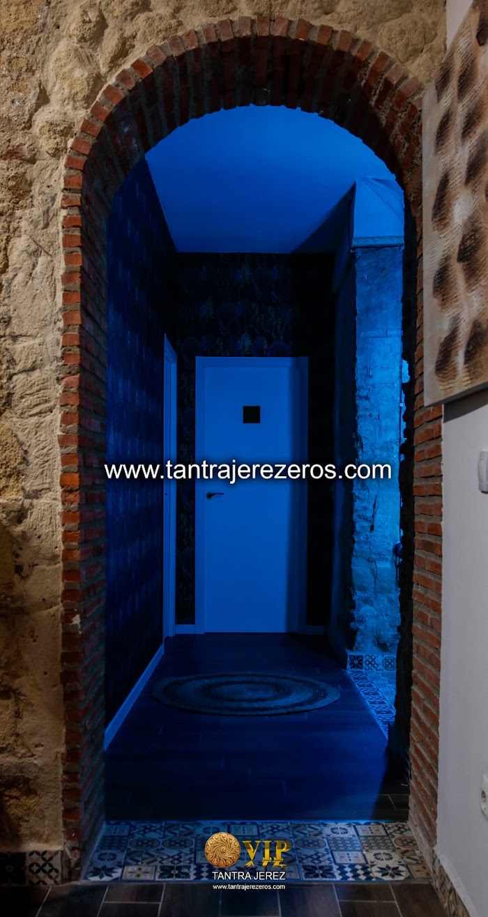 1740531134 690 photo Tantra Jerez Eros