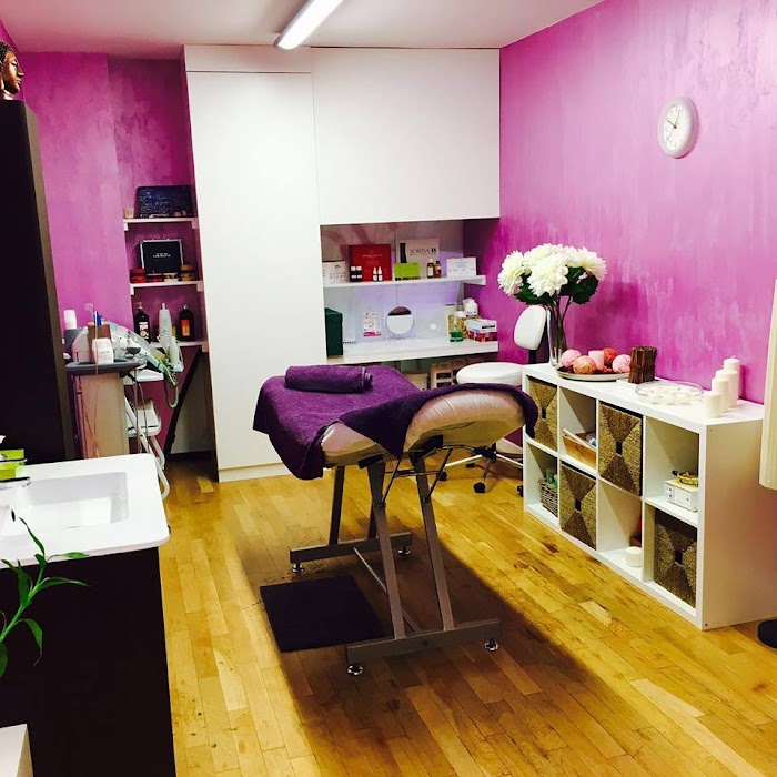 1740572551 586 Centre dEstetica i Micropigmentacio Veronica Bosa Centre d'Estètica i Micropigmentació Veronica Bosa