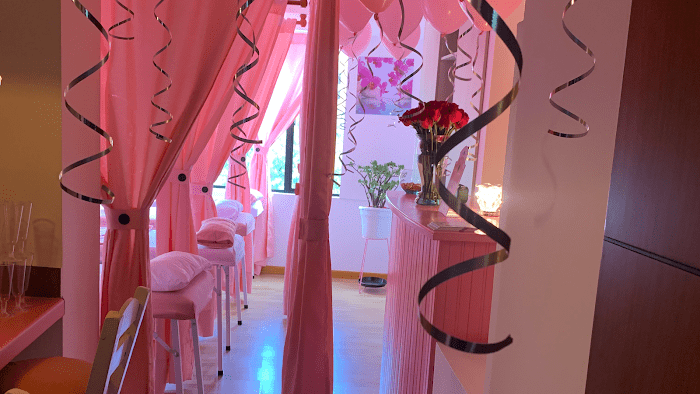 Pink House MH spa