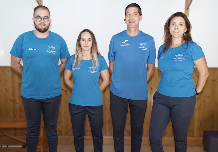 Centro de Fisioterapia Juan Antonio Manjon Barbero Centro de Fisioterapia Juan Antonio Manjón Barbero