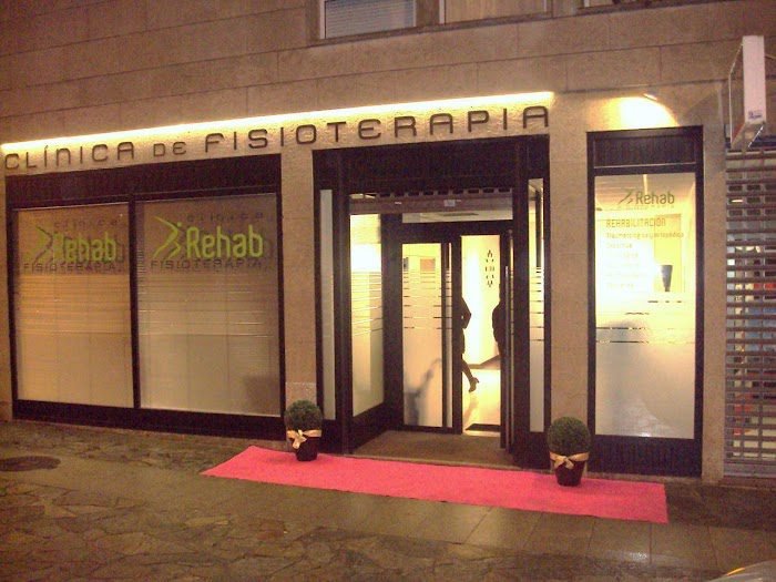 Masajistas en San Lázaro (Santiago de Compostela)