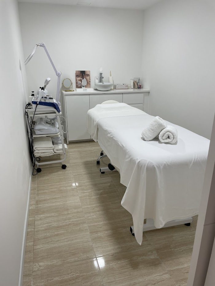 Cory Santos Masajes & estética