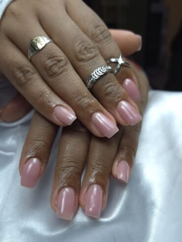 Honey Nails