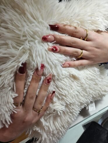 Nails & Beauty Yerania