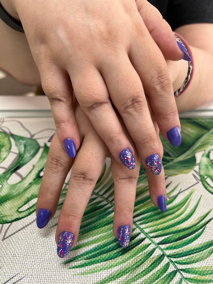 1740909169 840 photo Iria Veiga Nail Studio