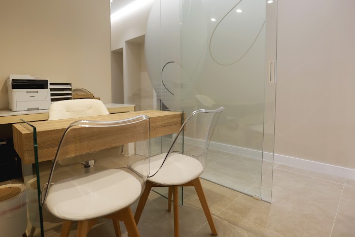 1740909380 580 photo Akira Injerto Capilar y Estética en Córdoba