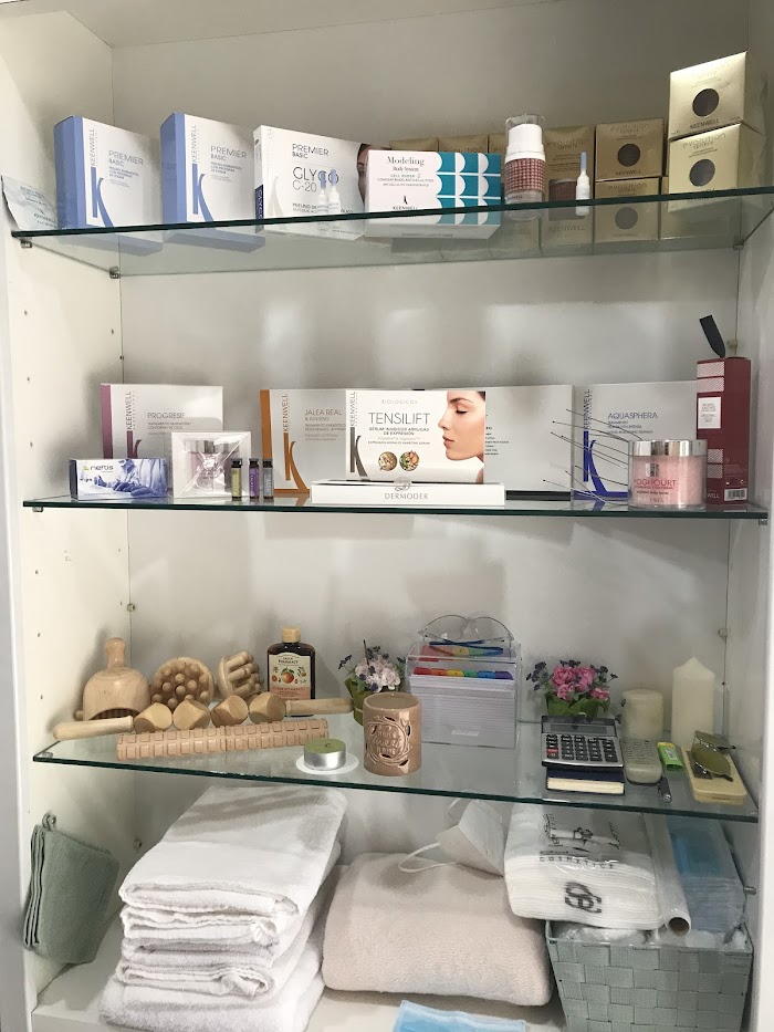 1740910071 436 photo Avanti Perruquers