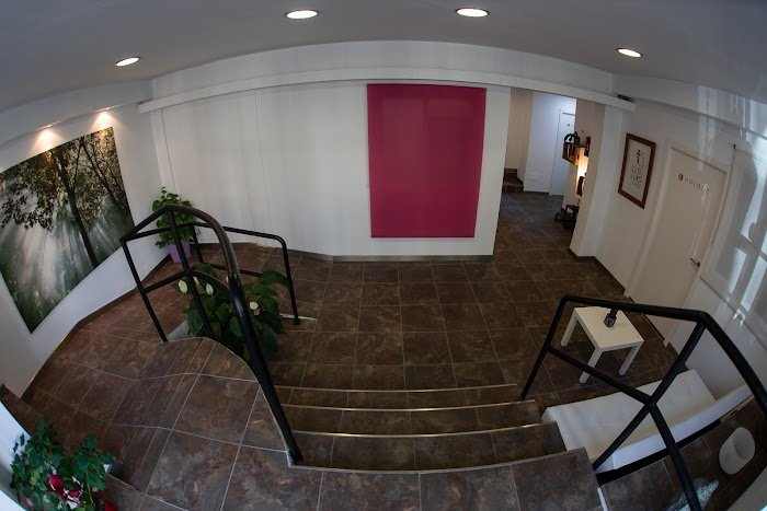 1743788292 703 Holistic Centro de estudios y terapias naturales Holistic - Centro de estudios y terapias naturales