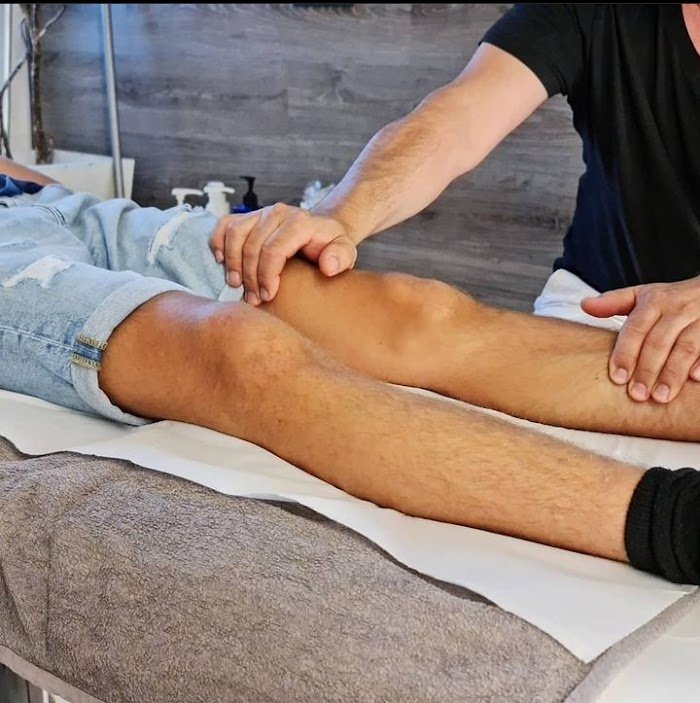 1744186095 229 Masaje Osteopatia Javier Sousa Masaje & Osteopatía Javier Sousa