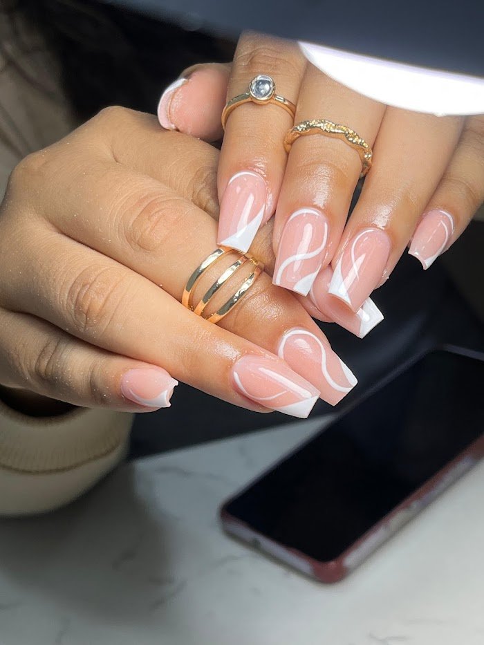 1745137576 818 Magnolias Spa para Unas Magnolias Spa para Uñas