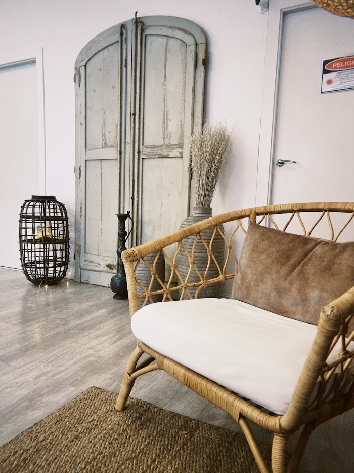 1746173117 595 photo Arrels Estètica i Benestar