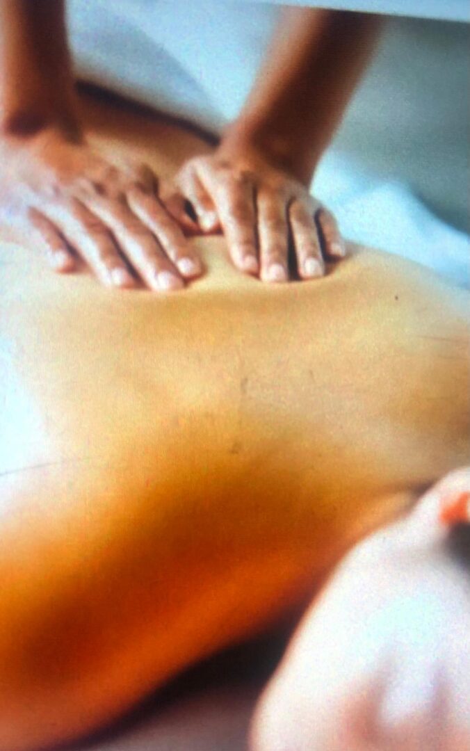 Masajes descontracturantes y relajantes.