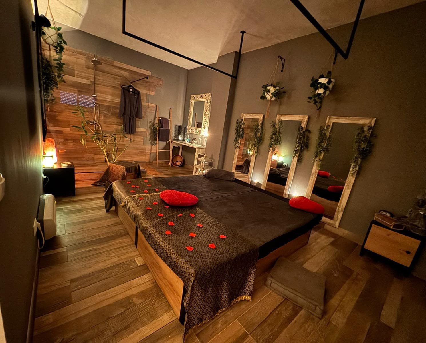 Khallessha Masajes Exóticos y Disciplinas Asiáticas.