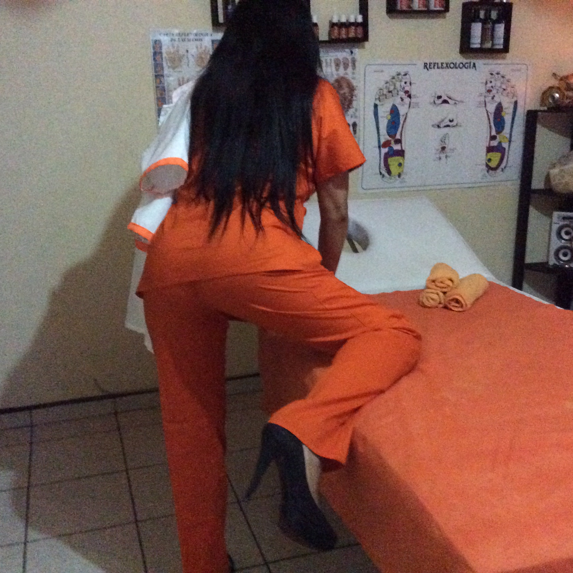 verdaderos masajes relajantes con frecuencias ventosas maderoterapia cuento con lugar