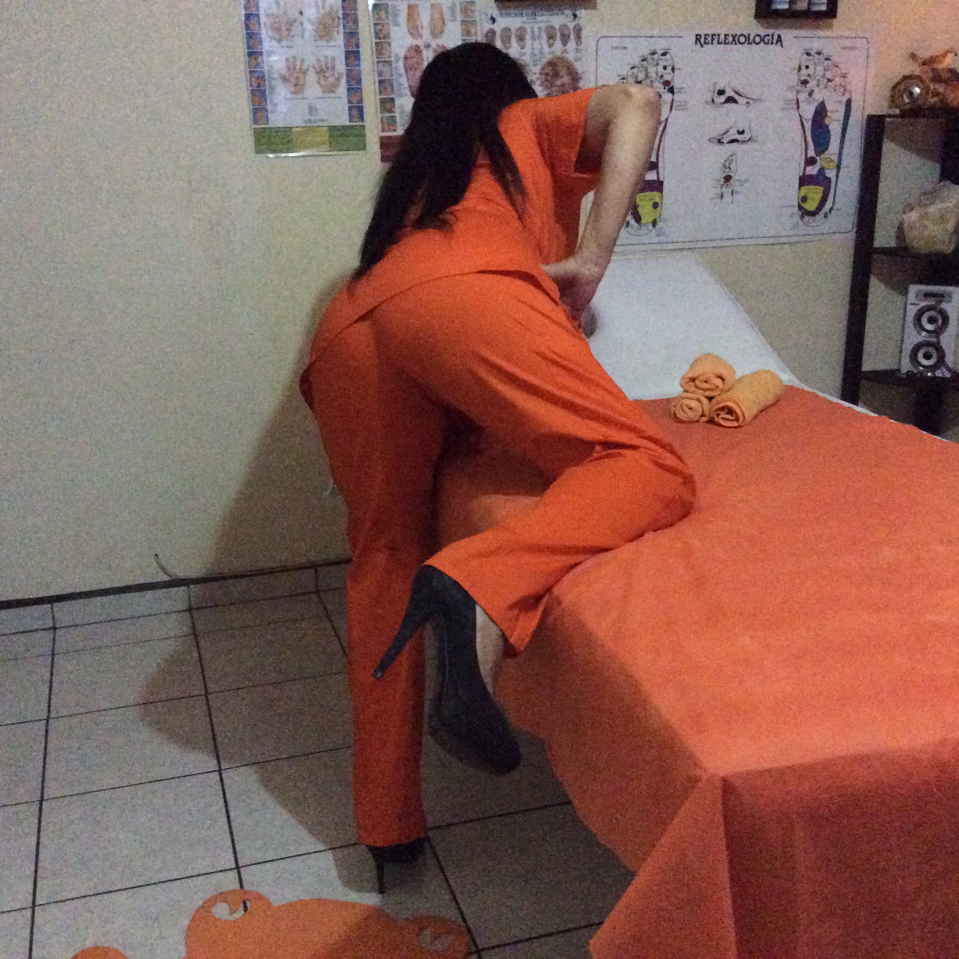 verdaderos masajes relajantes con frecuencias ventosas maderoterapia cuento con lugar