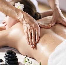 DOY MASAJES RELAJANTES A MUJERES EN MADRID CAPITAL 20€/HORA